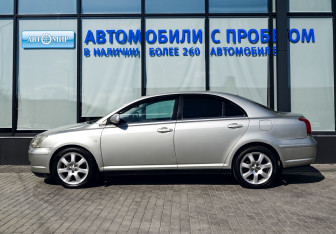 Подержанный автомобиль Toyota Avensis Sedan 2006 года (2 фото)