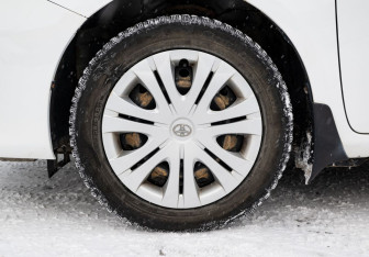 Подержанный автомобиль Toyota Corolla Sedan 2010 года (20 фото)