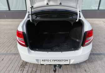 Подержанный автомобиль LADA (ВАЗ) Granta Sedan 2017 года (21 фото)