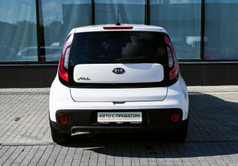 Подержанный автомобиль Kia Soul 2018 года (4 фото)