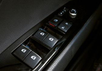 Подержанный автомобиль Toyota Camry Sedan 2019 года (12 фото)