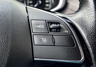 Подержанный автомобиль Mitsubishi Xpander 2022 года (13 фото)