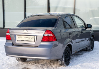 Подержанный автомобиль Chevrolet Aveo Sedan 2008 года (5 фото)