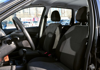 Подержанный автомобиль LADA (ВАЗ) Kalina Wagon 2015 года (9 фото)