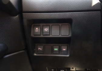 Подержанный автомобиль Nissan Qashqai 2014 года (17 фото)
