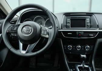 Подержанный автомобиль Mazda 6 Sedan 2013 года (10 фото)