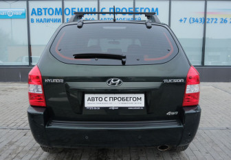 Подержанный автомобиль Hyundai Tucson 2008 года (4 фото)