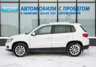 Подержанный автомобиль Volkswagen Tiguan 2013 года (2 фото)