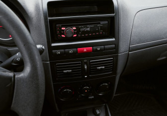 Подержанный автомобиль Fiat Albea 2011 года (12 фото)