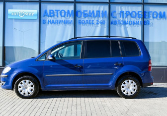 Подержанный автомобиль Volkswagen Touran 2007 года (2 фото)