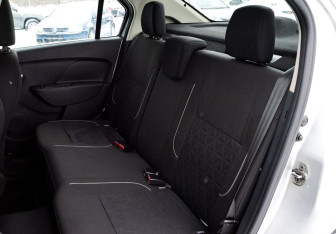 Подержанный автомобиль Renault Logan Sedan 2019 года (18 фото)