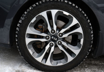 Подержанный автомобиль Kia Ceed Hatchback 2014 года (21 фото)