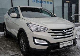 Подержанный автомобиль Hyundai Santa Fe 2013 года (7 фото)