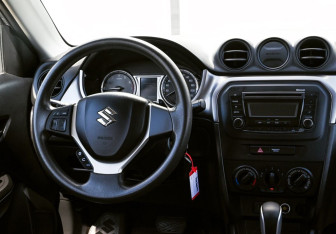 Подержанный автомобиль Suzuki Vitara 2021 года (18 фото)