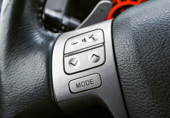 Подержанный автомобиль Toyota Corolla Sedan 2007 года (13 фото)