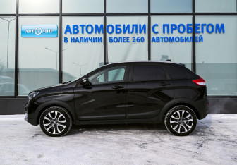 Подержанный автомобиль LADA (ВАЗ) XRAY 2018 года (2 фото)