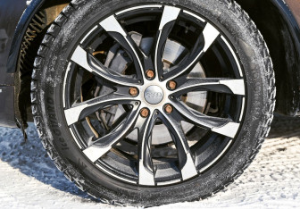 Подержанный автомобиль Audi Q7 2010 года (21 фото)