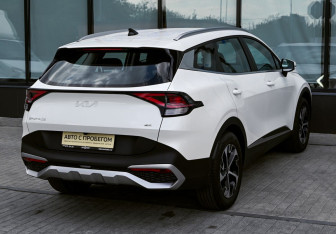 Подержанный автомобиль Kia Sportage 2022 года (5 фото)