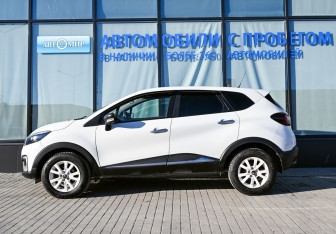 Подержанный автомобиль Renault Kaptur 2019 года (2 фото)