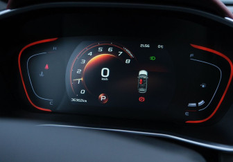 Подержанный автомобиль Geely Coolray 2023 года (15 фото)