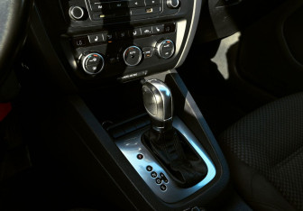 Подержанный автомобиль Volkswagen Jetta Sedan 2013 года (14 фото)