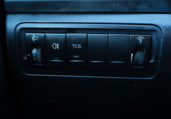 Подержанный автомобиль Hyundai Sonata 2006 года (14 фото)