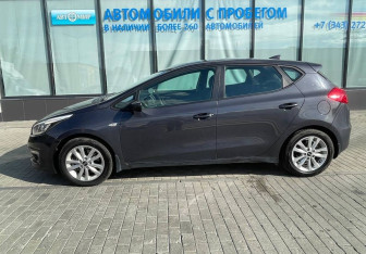 Подержанный автомобиль Kia Ceed Hatchback 2017 года (2 фото)