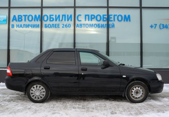 Подержанный автомобиль LADA (ВАЗ) Priora Sedan 2010 года (6 фото)