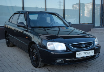 Подержанный автомобиль Hyundai Accent Sedan 2008 года (7 фото)