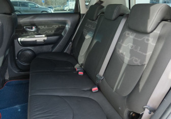 Подержанный автомобиль Kia Soul 2012 года (17 фото)