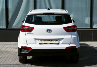 Подержанный автомобиль Hyundai Creta 2019 года (4 фото)