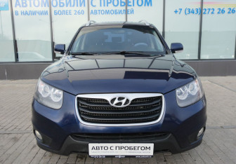 Подержанный автомобиль Hyundai Santa Fe 2010 года (8 фото)