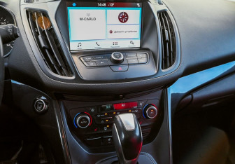 Подержанный автомобиль Ford Kuga 2017 года (15 фото)