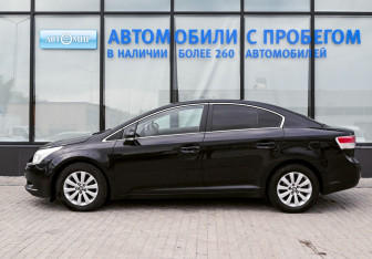 Подержанный автомобиль Toyota Avensis Sedan 2009 года (2 фото)