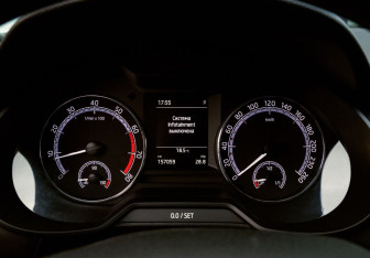 Подержанный автомобиль Skoda Octavia Liftback 2018 года (9 фото)