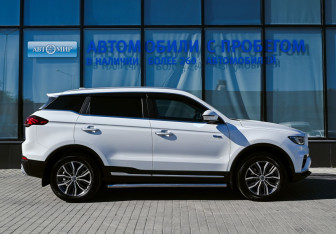 Подержанный автомобиль Geely Atlas Pro 2023 года (6 фото)