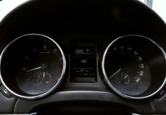 Подержанный автомобиль Skoda Yeti 2014 года (11 фото)