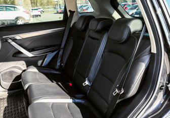 Подержанный автомобиль Geely Atlas Pro 2023 года (17 фото)