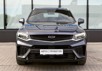 Подержанный автомобиль Geely Tugella 2024 года (8 фото)