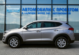Подержанный автомобиль Hyundai Tucson 2020 года (2 фото)