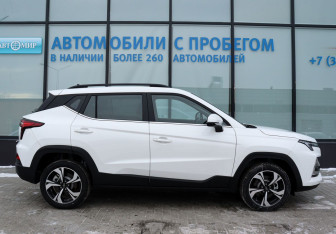 Новый Москвич 3 2022 (6 фото)