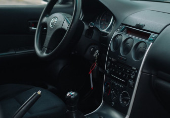 Подержанный автомобиль Mazda 6 Sedan 2006 года (11 фото)