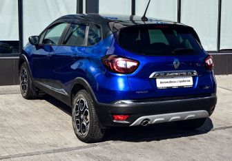 Подержанный автомобиль Renault Kaptur 2020 года (3 фото)