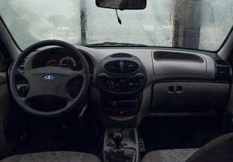 Подержанный автомобиль LADA (ВАЗ) Kalina Wagon 2010 года (16 фото)