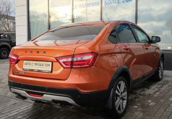 Подержанный автомобиль LADA (ВАЗ) Vesta Sedan 2021 года (5 фото)