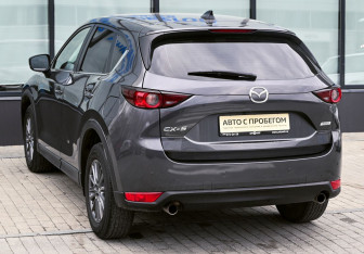 Подержанный автомобиль Mazda CX-5 2019 года (3 фото)