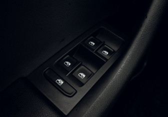 Подержанный автомобиль Skoda Rapid Liftback 2017 года (12 фото)