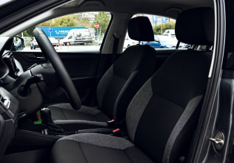 Подержанный автомобиль Skoda Rapid Liftback 2021 года (15 фото)
