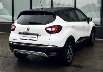 Подержанный автомобиль Renault Kaptur 2016 года (5 фото)