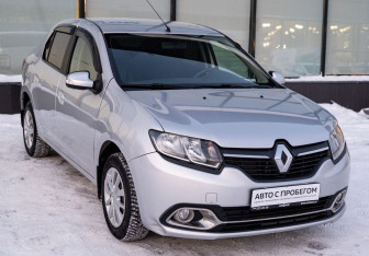 Подержанный автомобиль Renault Logan Sedan 2016 года (8 фото)